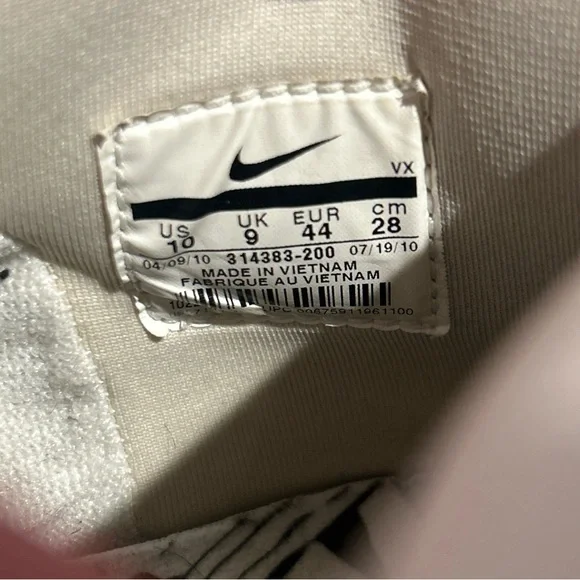 ‘Ryu’ Nike SB Dunk Mid
Street Fighter Ryu Size-10-OG ALL - Picture 11 of 12